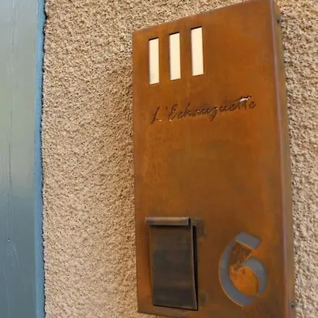 Villa L'echauguette, De Luxe Avec Piscine Au Pied De La Cite