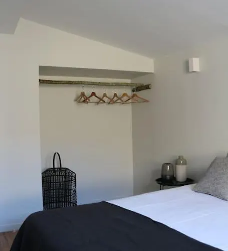 L'echauguette, De Luxe Avec Piscine Au Pied De La Cite