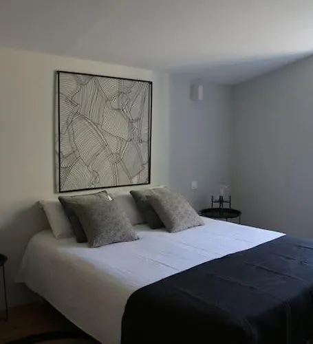 L'echauguette, De Luxe Avec Piscine Au Pied De La Cite Villa