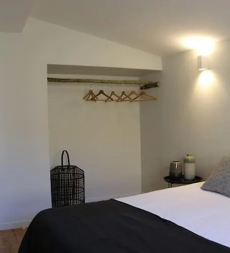 L'echauguette, De Luxe Avec Piscine Au Pied De La Cite Villa *