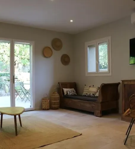 L'echauguette, De Luxe Avec Piscine Au Pied De La Cite Вилла Каркассон