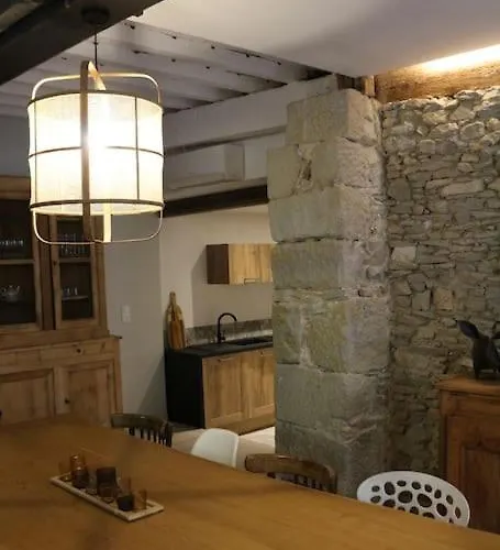 L'echauguette, De Luxe Avec Piscine Au Pied De La Cite