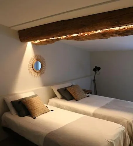 L'echauguette, De Luxe Avec Piscine Au Pied De La Cite Villa *