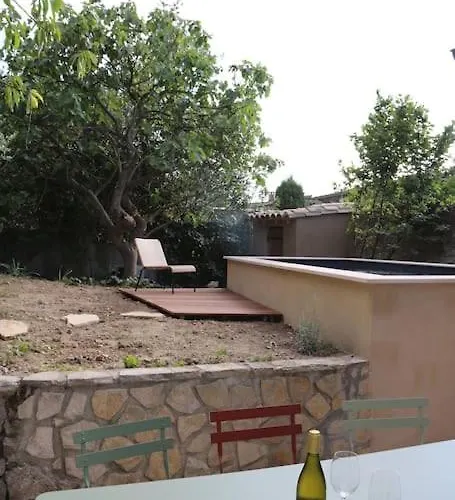 L'echauguette, De Luxe Avec Piscine Au Pied De La Cite *