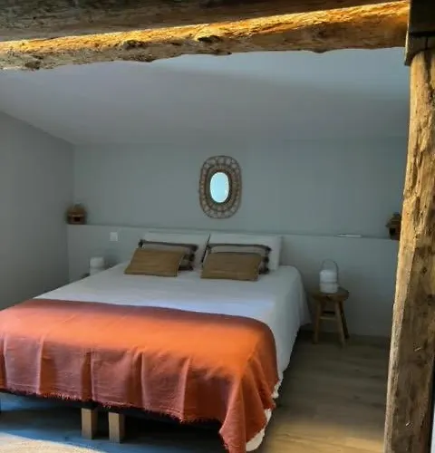 L'echauguette, De Luxe Avec Piscine Au Pied De La Cite Villa